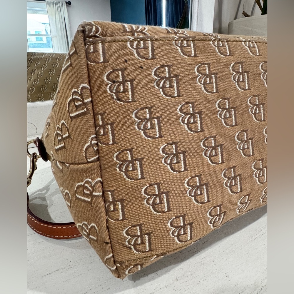 Dooney & Bourke Monogram Handbag - Picture 7 of 15